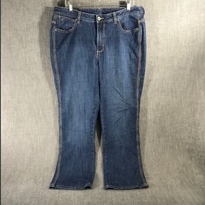 Womens Aura jeans. Size 16 Short. In great condition.